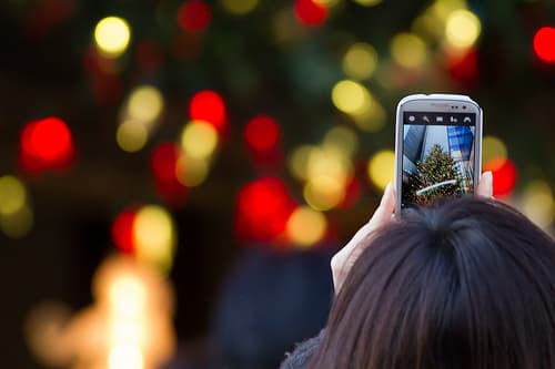 5 Ways You Didn't Know Your Cellphone Could Make You Money