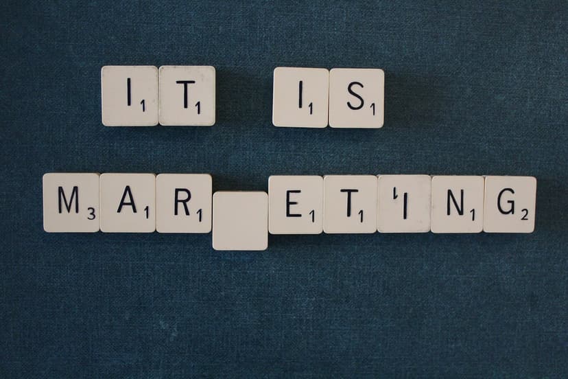 6 Ways to Make Money by Using Social Media