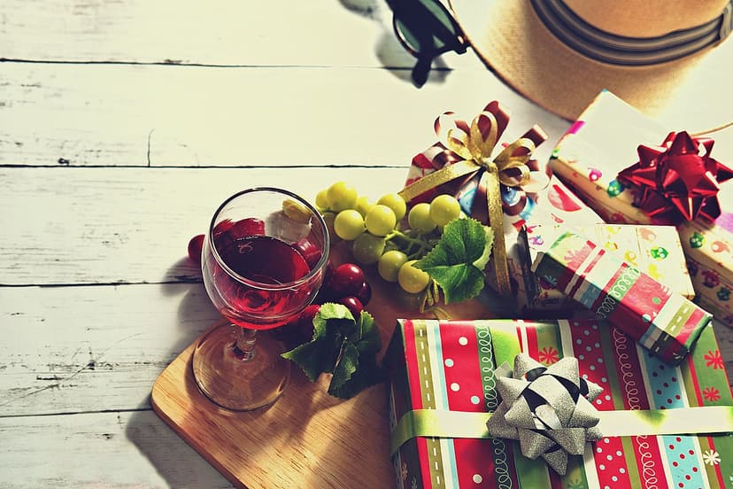 9 Ways to Grinch-Proof Your Online Holiday Shopping