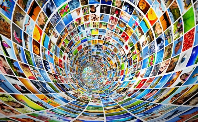 The Rise of Internet Advertising