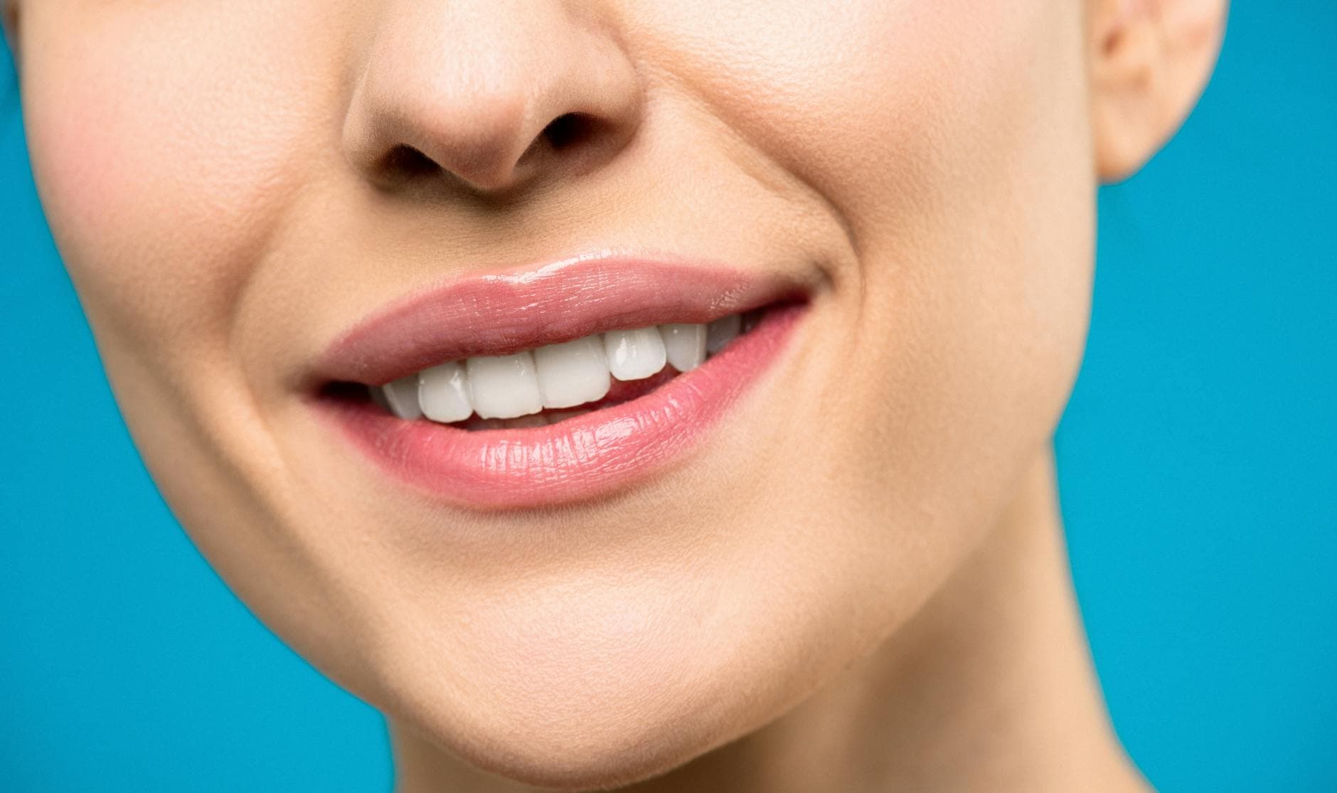 5 Best Teeth Whitening Solutions Without Harsh Chemicals: Great for Sensitive Teeth