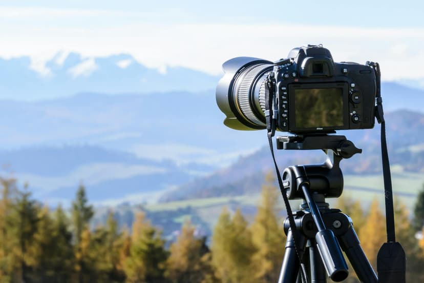 Best Digital Cameras in 2025: Expert Guide & Reviews