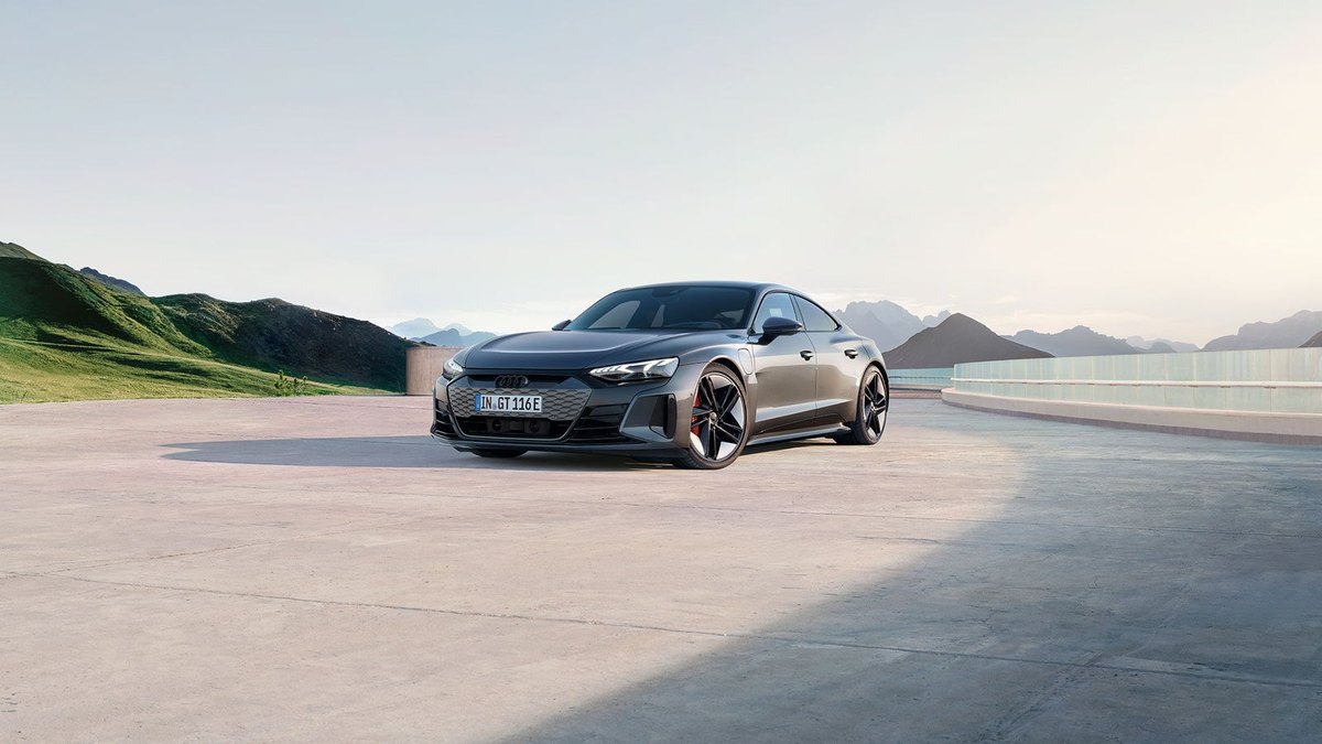 Audi RS e-tron GT electric performance grand tourer