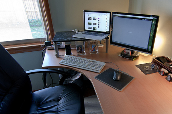 corner desk home office Inspirational Workspace: 60 Awesome Setups