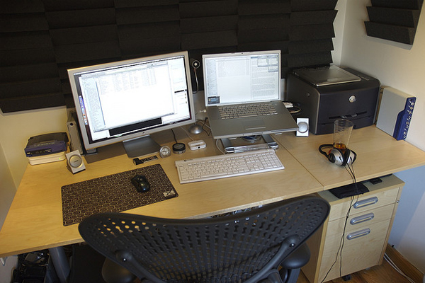 home office early 2006 Inspirational Workspace: 60 Awesome Setups