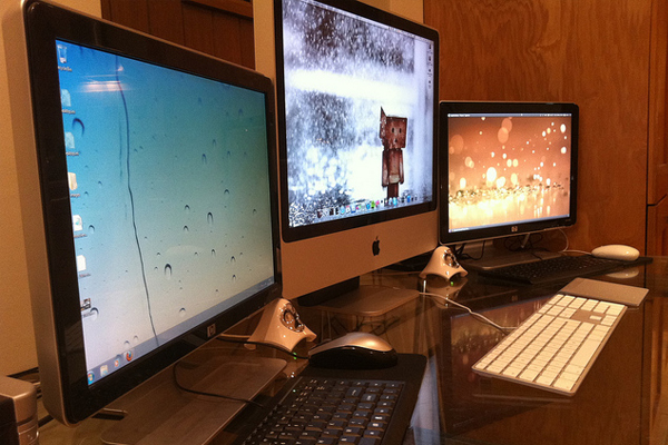 mac windows ubuntu Inspirational Workspace: 60 Awesome Setups