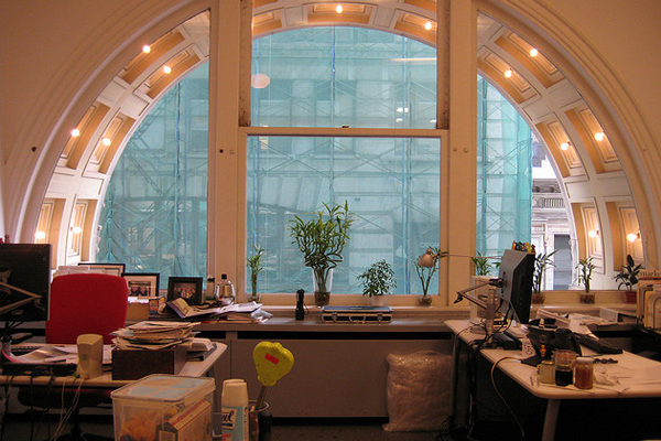 nyc office window arch Inspirational Workspace: 60 Awesome Setups