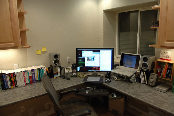 workstation part deux Inspirational Workspace: 60 Awesome Setups