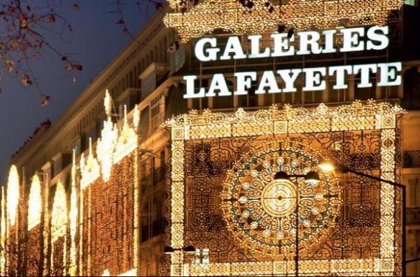 Christmas Lights in Paris