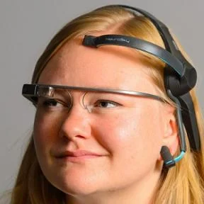 Post Pictures to Twitter as you think with Mind Reader App ( Literally )