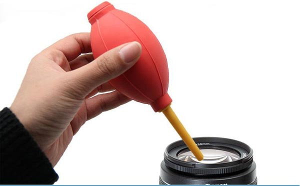 camera-blower