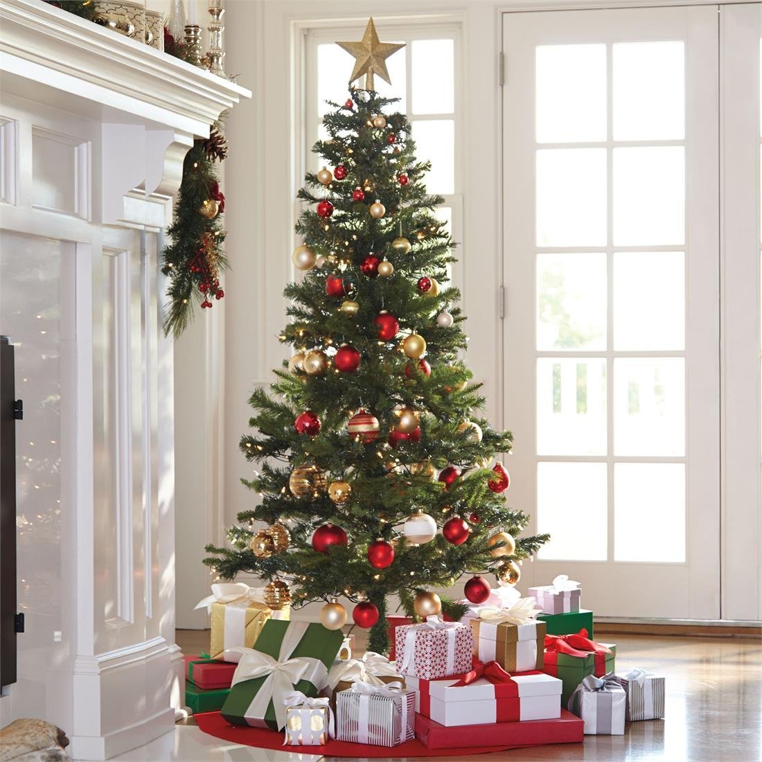 pre-lit christmas tree