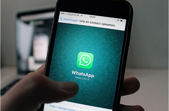 How to Share Photos Stored on Your Computer in WhatsApp Mobile