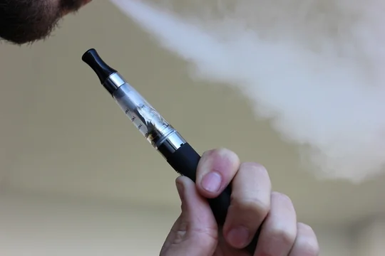 3 Reasons the Vape Industry Is Growing So Quickly