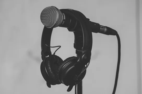 What To Look For In A Set Of Studio Headphones