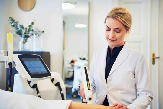 What Does a Cosmetic Laser Technician Do?