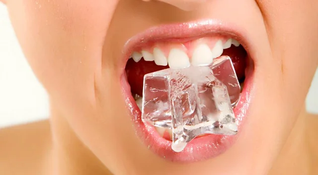 Top 5 Natural Alternatives For Teeth Whitening