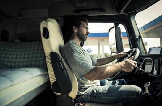 5 Best Semi Truck Seats For Long Drives