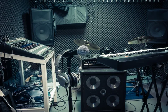 How to Set Up Your Recording Room