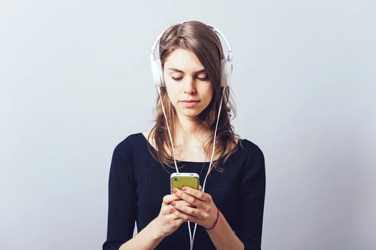 How Music Can Improve Your Productivity