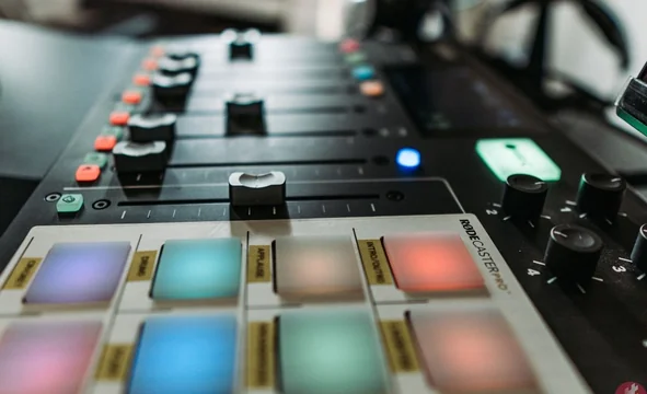 Logic Pro X vs Adobe Audition 2022