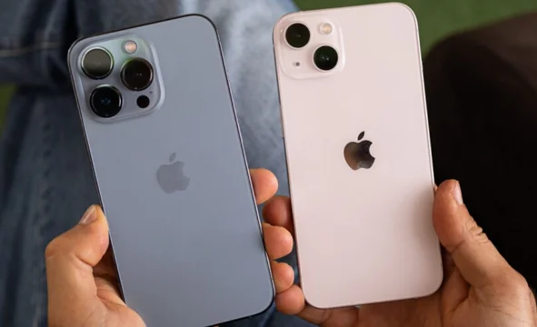 iPhone Lock Screen: Suspended for an Upgrade With iOS 16