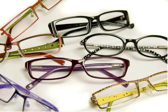 4 Benefits of Blue Light Blocking Glasses