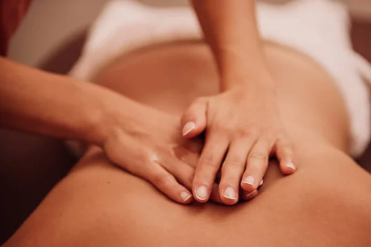 7 Surprising Benefits of the Body to Body Massage
