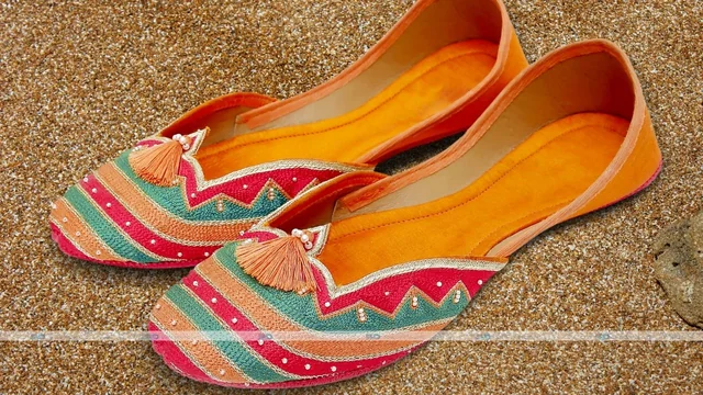 3 Must-Have Ethnic Footwear Styles