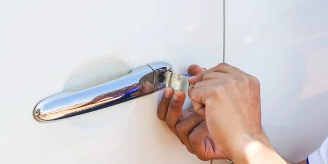 Car Locksmith Near Me – Bar's Locksmith Always At Your Disposal!