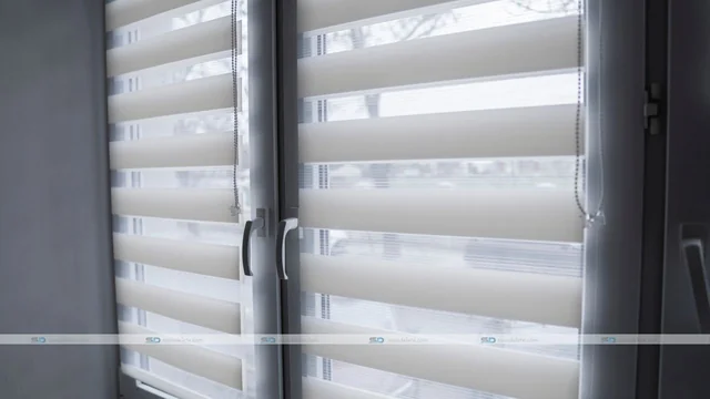 <strong>Benefits and Downsides of Roll Down Screens</strong>