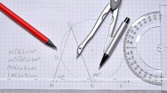 Circles: Definition, Parts of Circle, Formulas and Examples