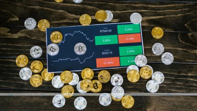 7 Fastest Growing Cryptos to Watch this year