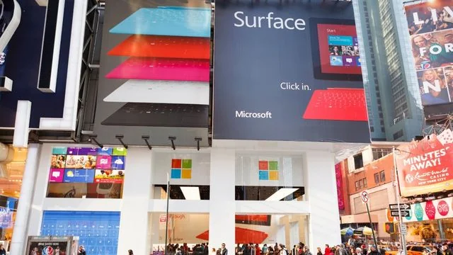 Microsoft Edge: Latest sidebar evicts Recipe Stories, Displays Email