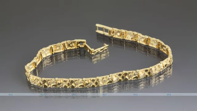 Is the gold lucky charm bracelet still in fashion?