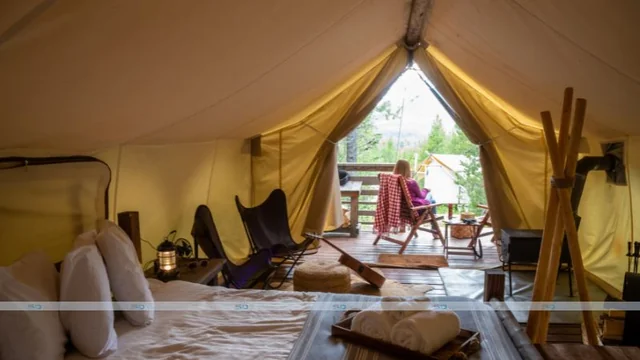 6 Things to Bring When You Want to Go Glamping in Style