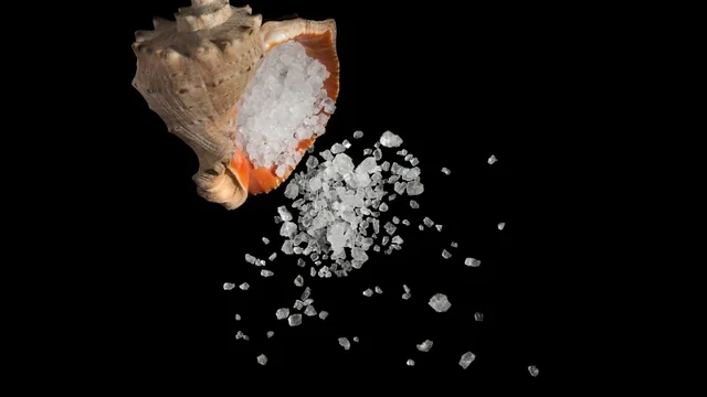 Step-by-Step Guide: Make Sea Salt Spray for Effortless Waves