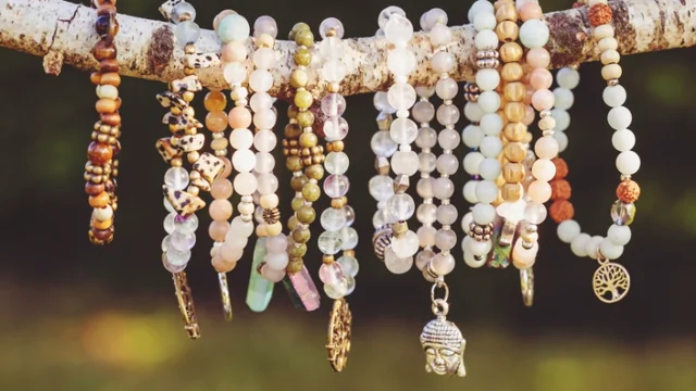 Craft Beautiful Clay Bead Bracelets: The Ultimate DIY Jewelry Guide!