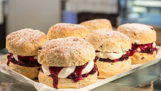 Crumbly, Buttery, and Oh-So-Delicious: Try Our Ultimate English Scones Recipe Now!