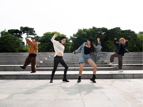 Korean Pop Culture Pilgrimage: Visiting Iconic K-Pop and K-Drama Filming Locations