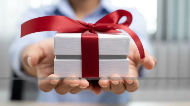 7 Gifts That Bridge The Miles - Making Distant Loved Ones Feel Close