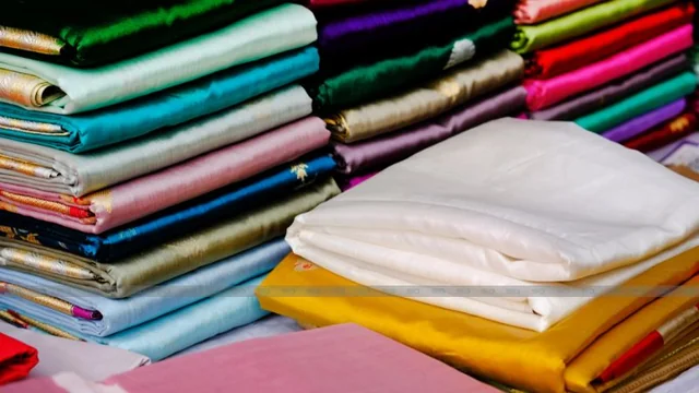 Embark on a Journey through the Artistry of Gold and Silver Zari Weaving in Banarasi SareesÂ 