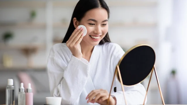 Toner Do for Your Skin: The Ultimate Skincare Game-Changer!