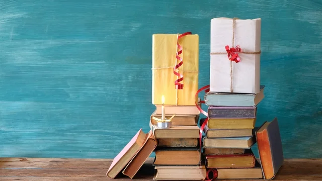 Shhh... Book Lovers Only! 9 Unbelievable Gifts That Aren't Books!
