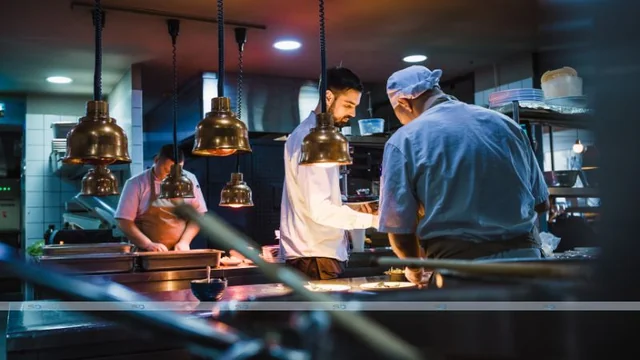 5 Logistical Issues to Overcome Before You Start in the Restaurant Industry