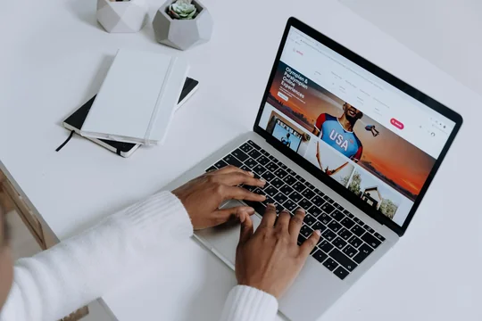 Airbnb Bans Indoor Security Cameras to Protect Guest Privacy