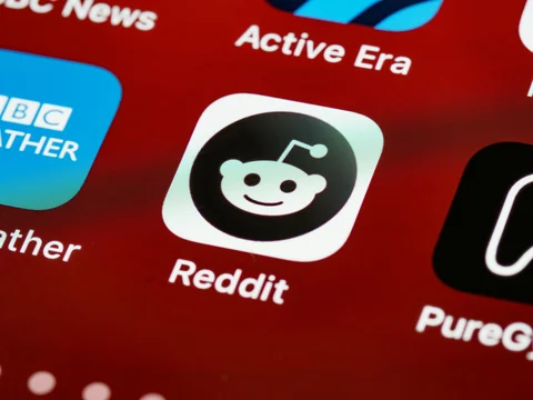 Reddit to Raise Nearly $750 Million in Upcoming IPO