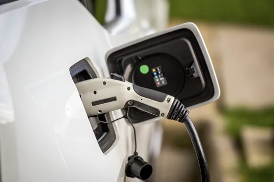 UP's Electric Mobility Policy: Extended Benefits for EV Buyers till 2027