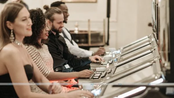 The Fascinating World of Casino Slot Machines: From Penny Slots to Progressive Jackpots