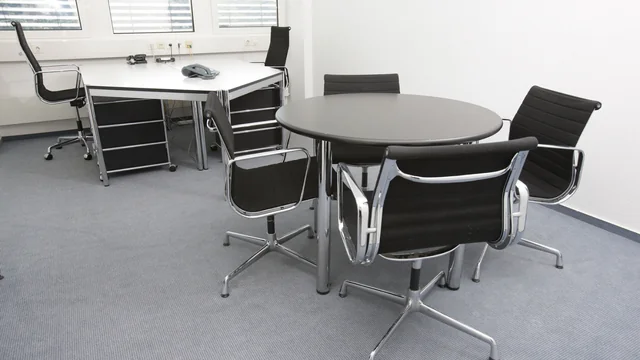 How to Arrange Office Furniture for Maximum Efficiency